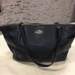 Classic black coach tote
